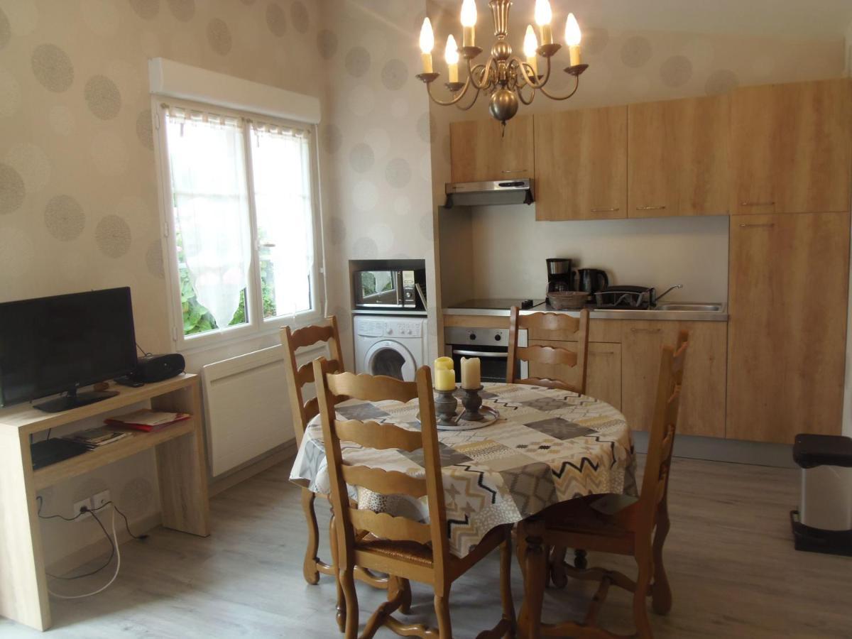 Petite Maison De Vacance Grandcamp-Maisy Exteriör bild